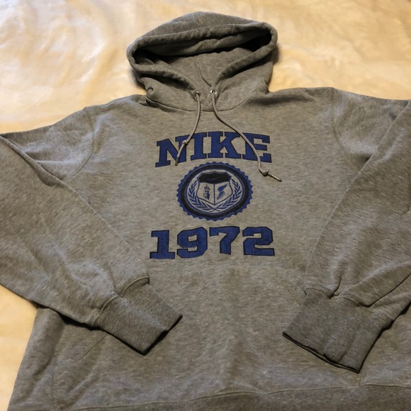 Nike Other - Men’s Nike sweatshirt